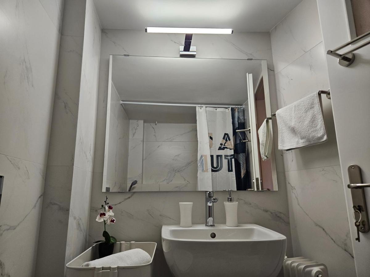 F23 Apartment Athens Exterior photo